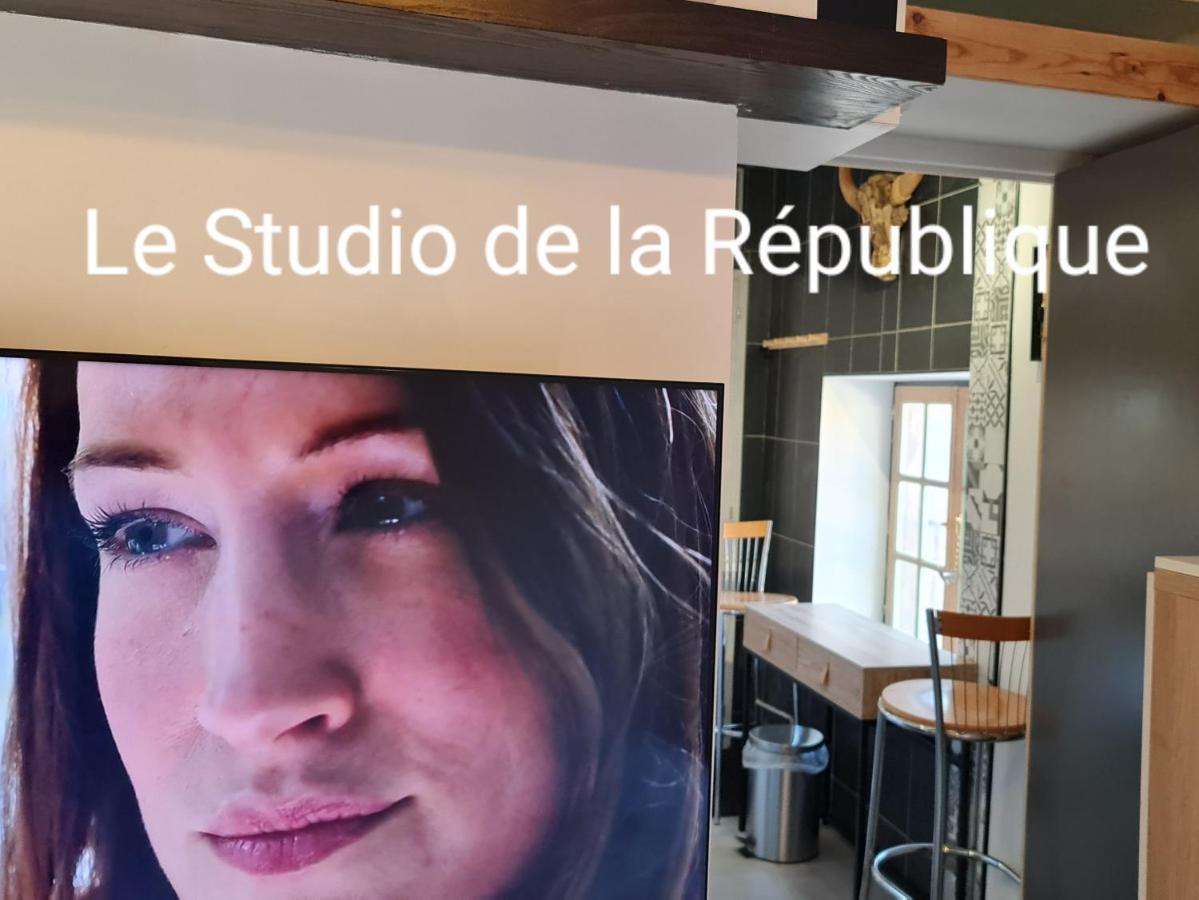 Le Studio De La Republique 아그 외부 사진